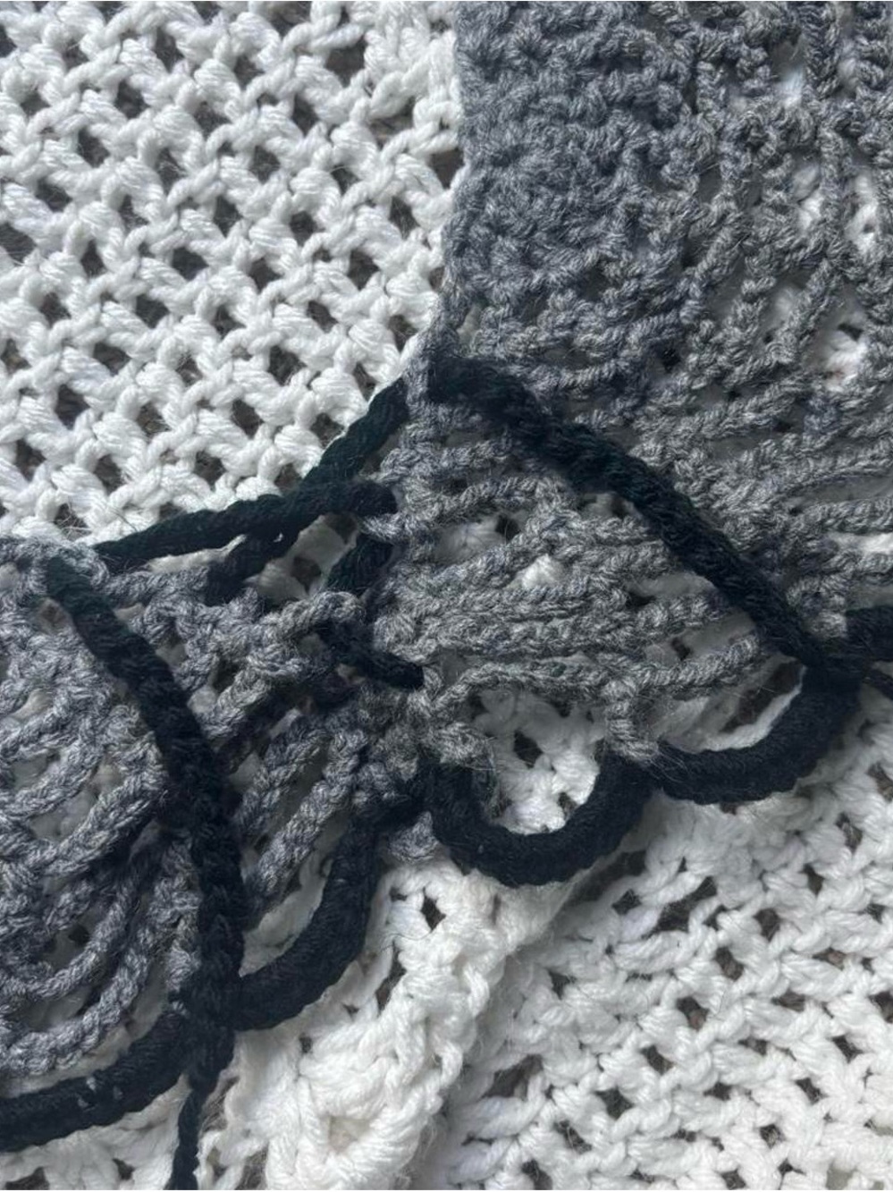 🕸️ Handmade Crochet Spiderweb Halter Top 🕸️ - Picture 6 of 8